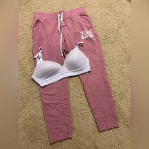 SUPER COMFY Mauve VS PINK joggers + FREEBIE 36C PINK Bra